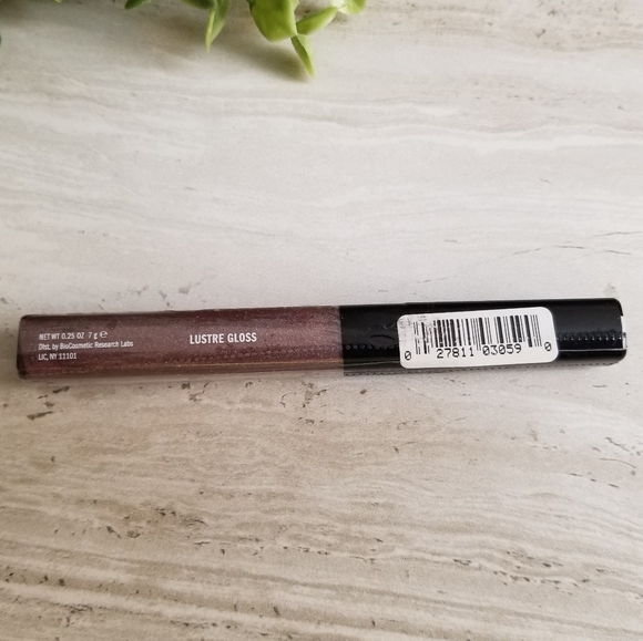 Lip gloss Taffy Black Opal - Picture 3 of 3